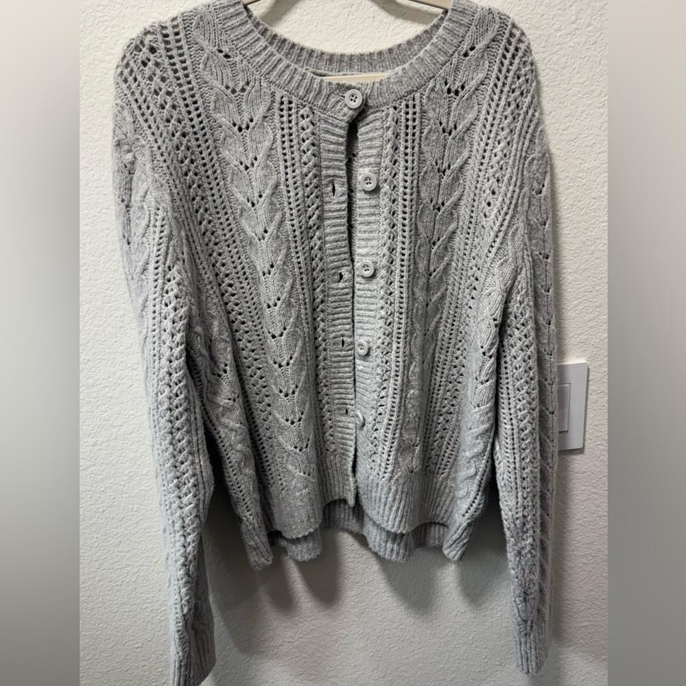 Hollister Gray Cable Knit Sweater
